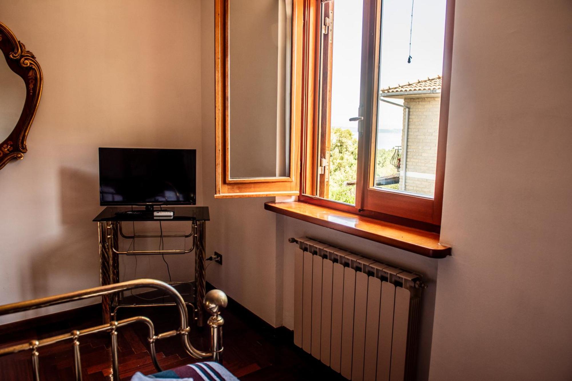 Casa La Rosa Villa Bracciano  Exteriör bild