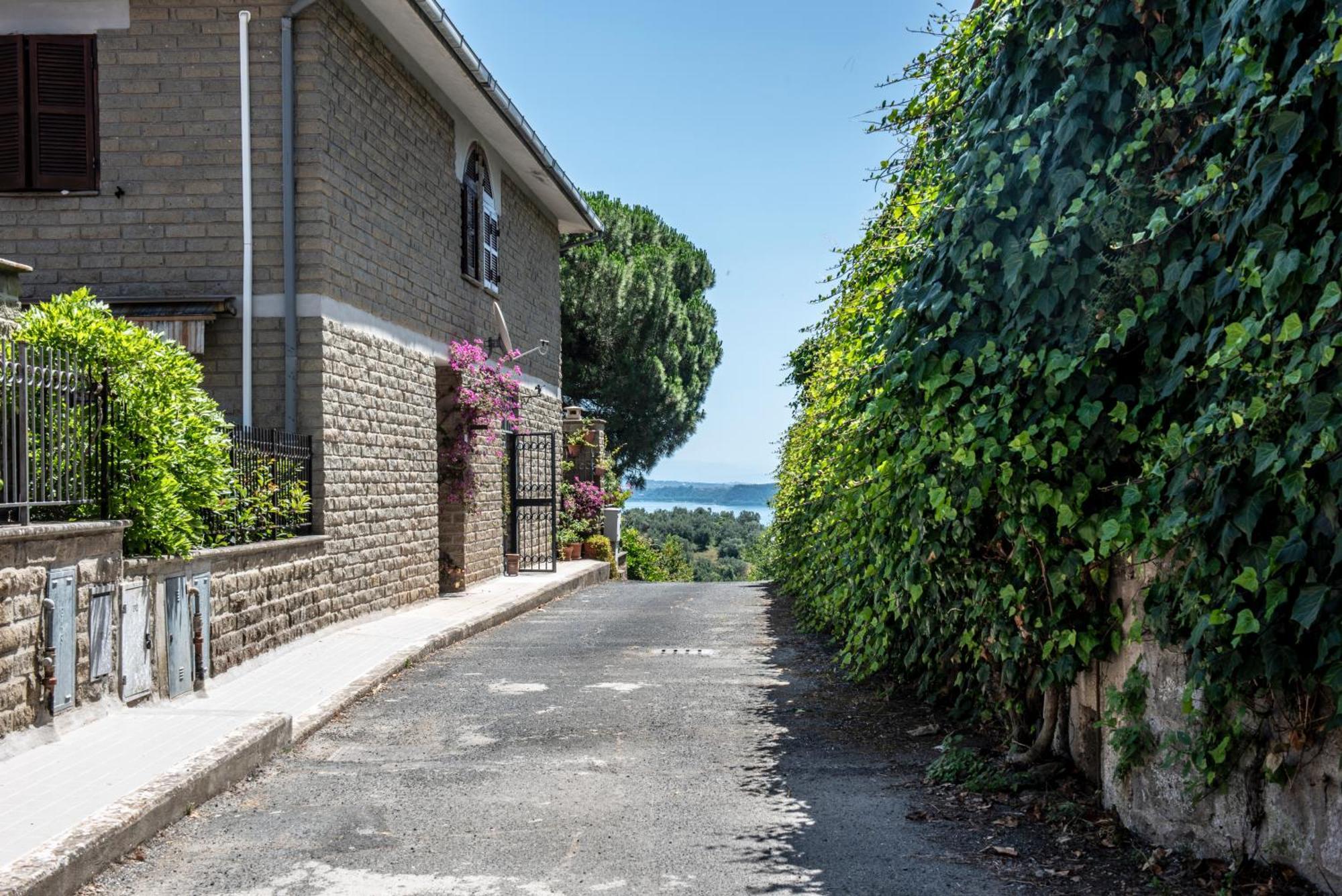 Casa La Rosa Villa Bracciano  Exteriör bild